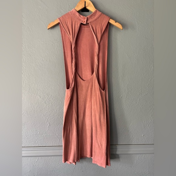 Audrey 3+1 | Mock Neck | Twist Back Dress | Flowy & Soft | M (Size Faded) - Picture 8 of 11